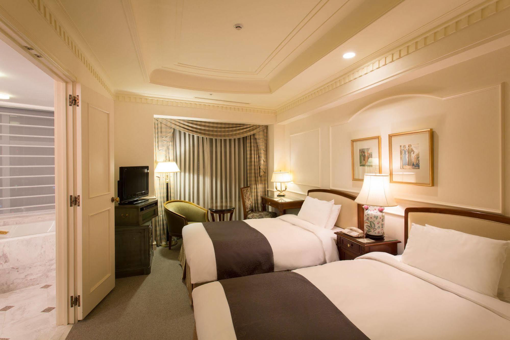 Hotel The Manhattan Chiba Extérieur photo