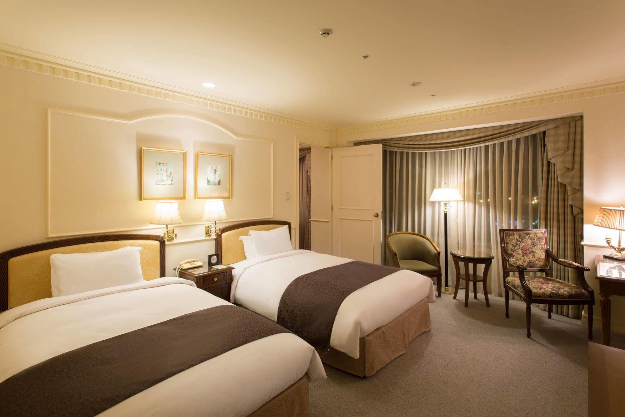 Hotel The Manhattan Chiba Extérieur photo