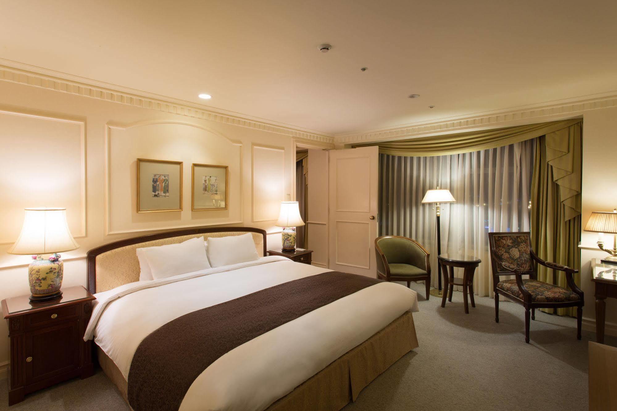 Hotel The Manhattan Chiba Extérieur photo